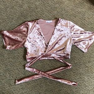 Velvet pink crop tied top